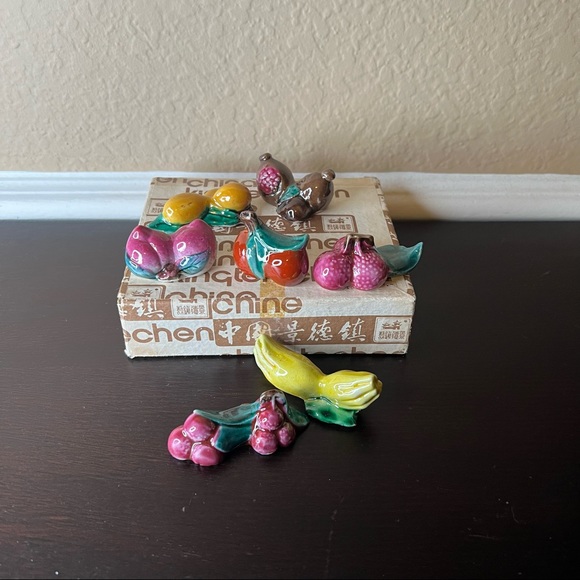 Vintage Chinese/hong kong Ceramic Chopstick Rests, Fruit, Persimmon, Plum, Apple - Picture 3 of 11